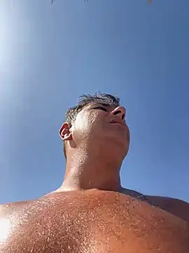 Snapshot of SecretlyDD chatting on March 5, 11:49 am SecretlyDD online show from March 5, 11:49 am