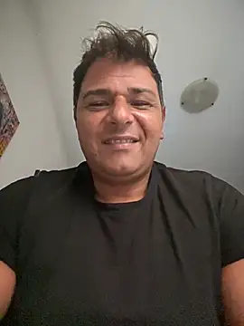 Snapshot of SecretlyDD chatting on March 15, 11:08 am SecretlyDD online show from March 15, 11:08 am