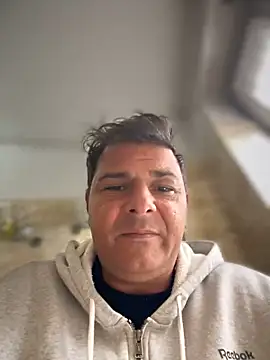 Snapshot of SecretlyDD chatting on March 16, 9:05 am SecretlyDD online show from March 16, 9:05 am