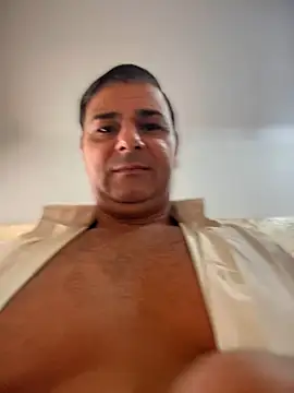 Snapshot of SecretlyDD chatting on October 12, 6:23 am SecretlyDD online show from October 12, 6:23 am