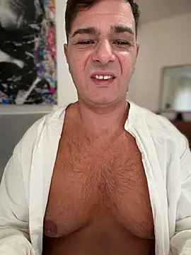 SecretlyDD online show from April 22, 12:07 pm