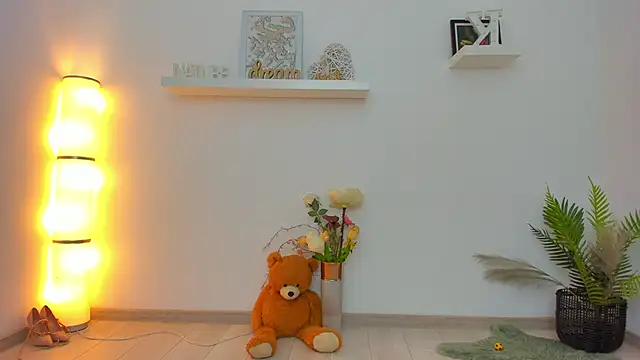 Snapshot of Julya_Anna chatting on February 23, 7:33 am Julya Anna online show from February 23, 7:33 am