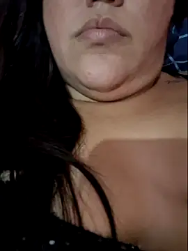 Paolaa hoot online show from March 21, 7:35 pm