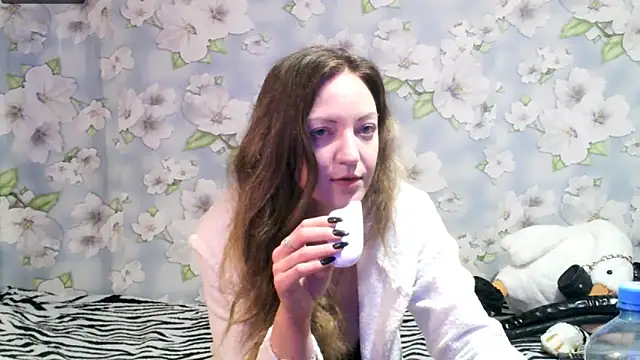 KattyLuuu online show from February 9, 3:43 am