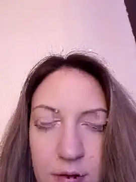 KattyLuuu online show from February 7, 7:50 pm