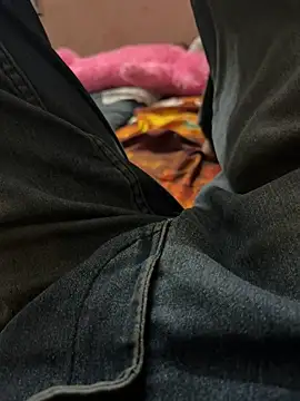 Indiancockmilk online show from December 31, 2:47 pm