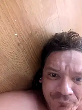 biggnipz online show from December 16, 11:07 pm