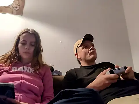 biggnipz online show from September 12, 9:20 am