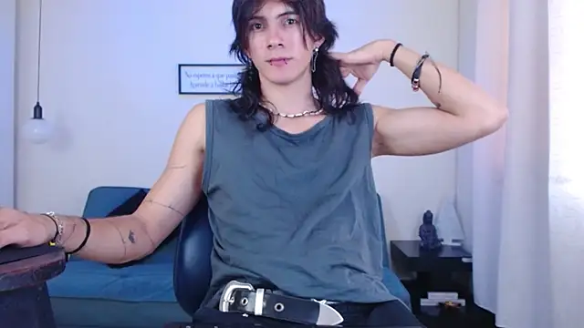 Snapshot of andreey50 chatting on December 28, 8:04 pm andreey50 online show from December 28, 8:04 pm