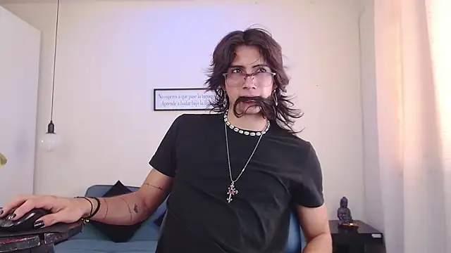 Snapshot of andreey50 chatting on January 11, 7:59 pm andreey50 online show from January 11, 7:59 pm