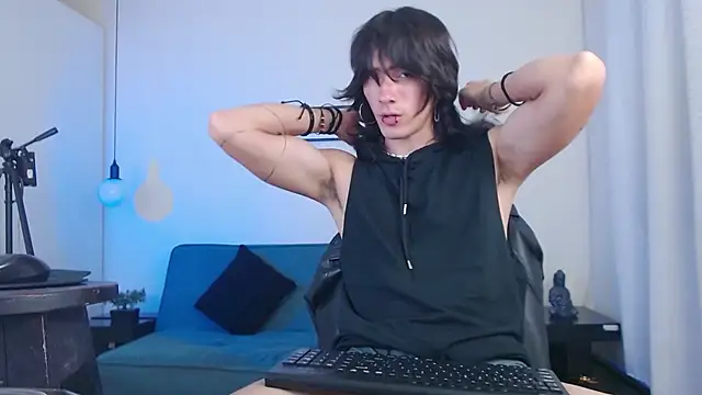 Snapshot of andreey50 chatting on February 8, 11:02 pm andreey50 online show from February 8, 11:02 pm