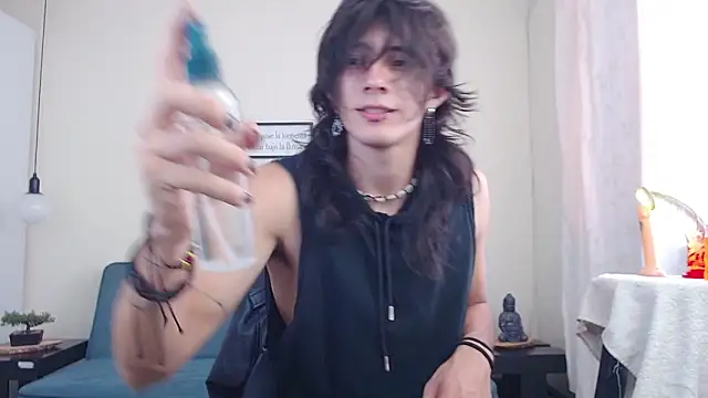 Snapshot of andreey50 chatting on February 21, 8:16 pm andreey50 online show from February 21, 8:16 pm