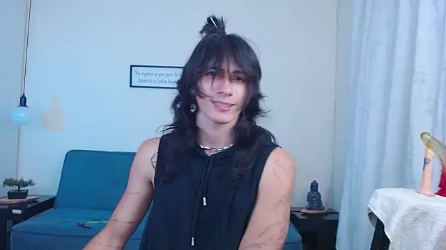 Snapshot of andreey50 chatting on February 22, 11:24 pm andreey50 online show from February 22, 11:24 pm