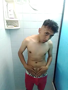 Snapshot of Alex-col chatting on December 30, 11:17 pm Alex-col online show from December 30, 11:17 pm