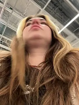 MayaMystic online show from December 28, 3:04 pm