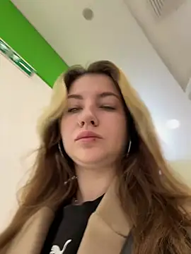 MayaMystic online show from January 11, 8:00 am