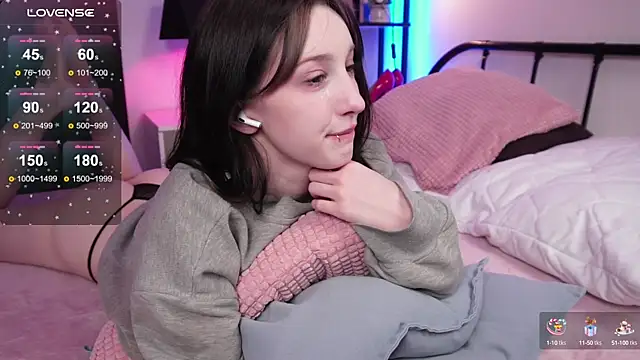 Lissa Meow  online show from March 3, 11:03 pm