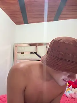 LeonardoGoyko online show from December 20, 9:50 pm