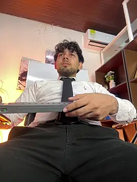 Samir bear online show from April 18, 12:42 pm