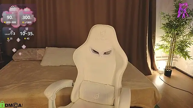 Cheryl  Brown online show from March 1, 1:40 am