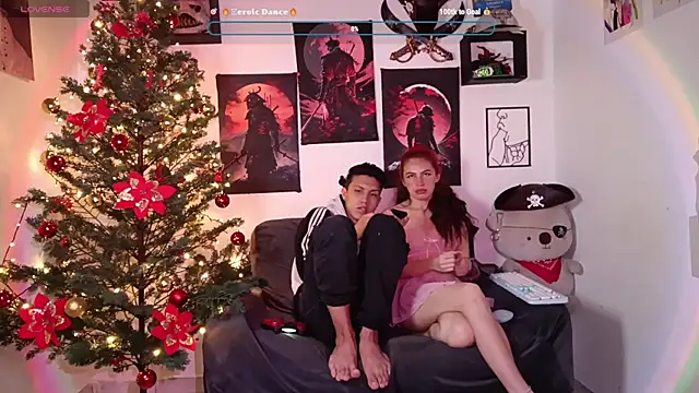 Ambar and daimon  online show from December 4, 9:56 pm