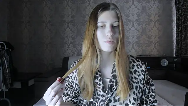 Snapshot of Agnes_Allenn chatting on October 9, 10:46 am Agnes Allenn online show from October 9, 10:46 am