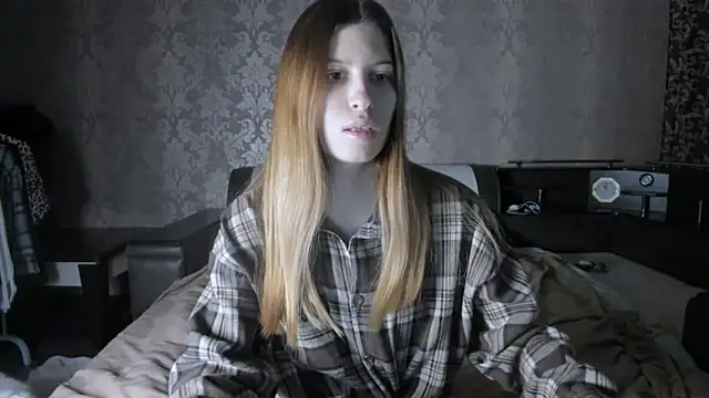 Agnes Allenn online show from December 2, 9:58 am