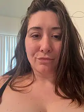 MadelynnMoon online show from March 31, 4:51 pm