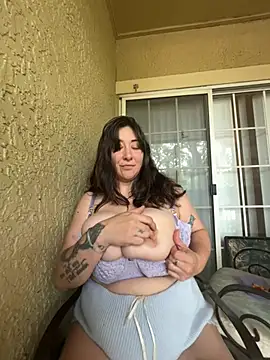 MadelynnMoon online show from April 22, 6:53 pm