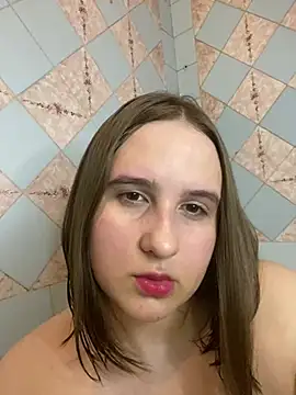 Snapshot of Phantommira chatting on March 1, 11:28 am Phantommira online show from March 1, 11:28 am