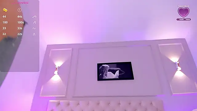 Snapshot of anniemartinezz chatting on March 21, 11:44 am anniemartinezz online show from March 21, 11:44 am