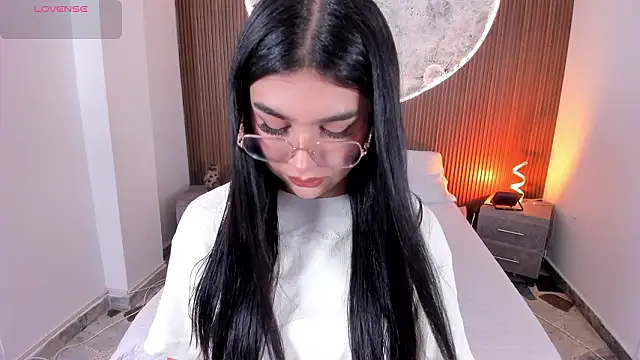 RoseCassie online show from February 2, 1:54 pm