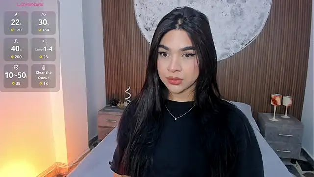 RoseCassie online show from April 15, 2:24 pm