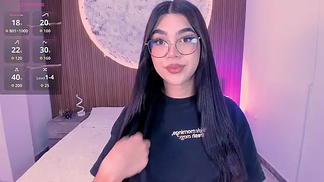 Snapshot of RoseCassie chatting on June 13, 12:03 pm RoseCassie online show from June 13, 12:03 pm