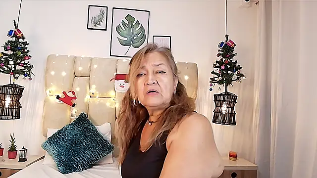 Snapshot of Valentinadiazz1 chatting on December 30, 5:44 pm Valentinadiazz1 online show from December 30, 5:44 pm