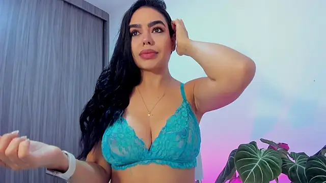 Sara Leblanc online show from November 26, 1:23 pm