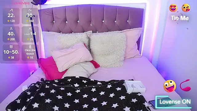 mia collens online show from February 13, 12:35 am