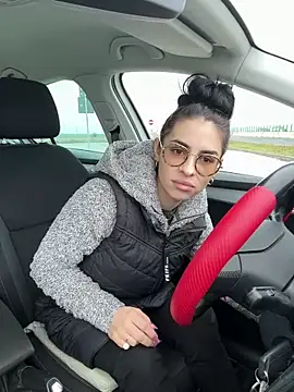 Snapshot of Anircanele chatting on December 29, 1:17 pm Anircanele online show from December 29, 1:17 pm