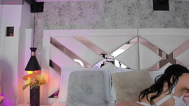 yessica monteiro online show from January 16, 12:53 pm