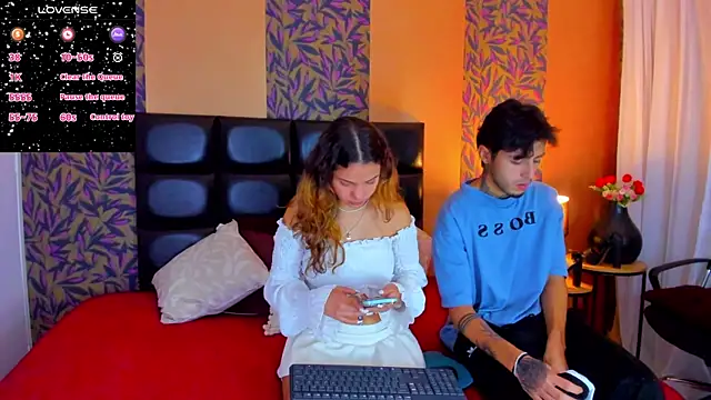 Snapshot of hinata_itachi chatting on February 7, 4:37 am hinata itachi online show from February 7, 4:37 am