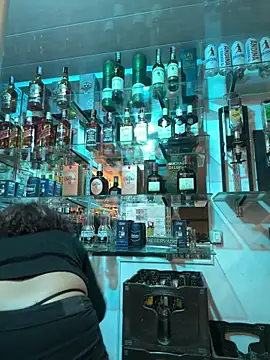 Snapshot of lauraltt chatting on September 15, 1:27 am lauraltt online show from September 15, 1:27 am