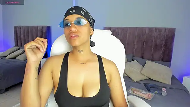 Dominick jones online show from January 18, 7:48 pm