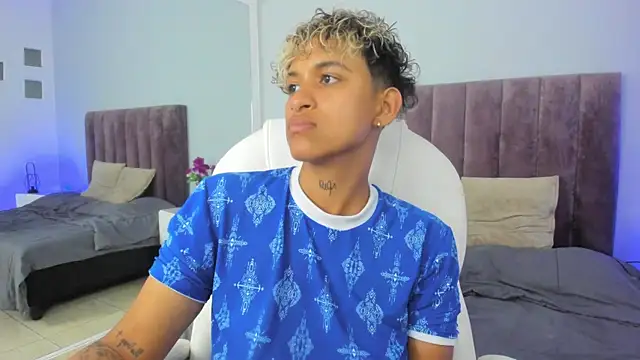 Dominick jones online show from February 13, 11:58 pm