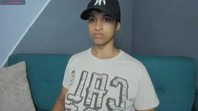 Dominick jones online show from March 5, 10:21 pm