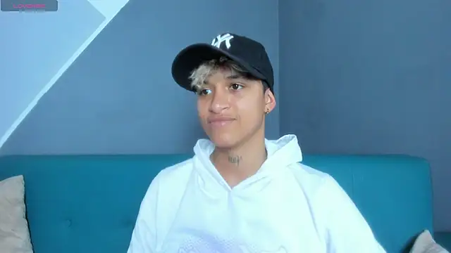 Dominick jones online show from March 6, 8:37 pm