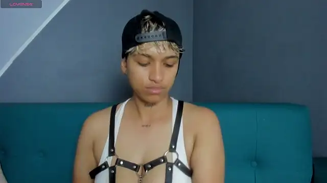 Dominick jones online show from March 10, 9:51 pm