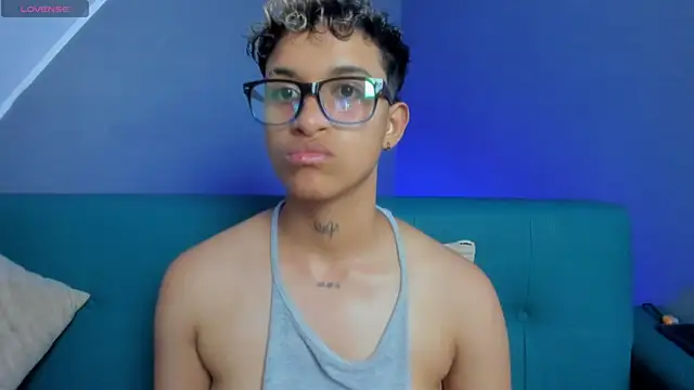 Dominick jones online show from March 18, 12:16 am