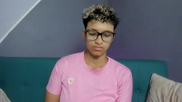 Dominick jones online show from March 20, 7:14 pm