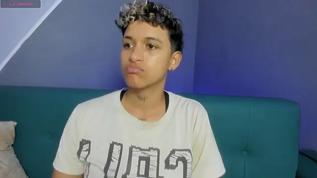 Dominick jones online show from March 22, 10:37 pm