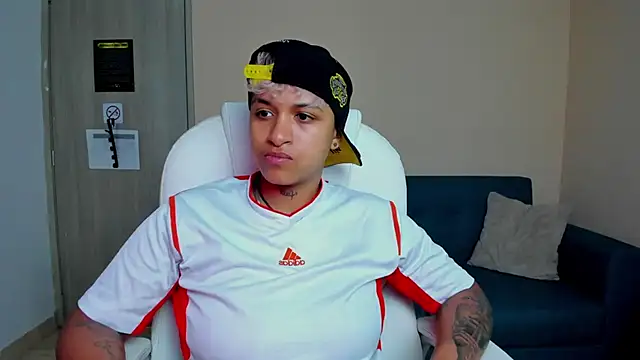 Dominick jones online show from September 10, 4:34 am